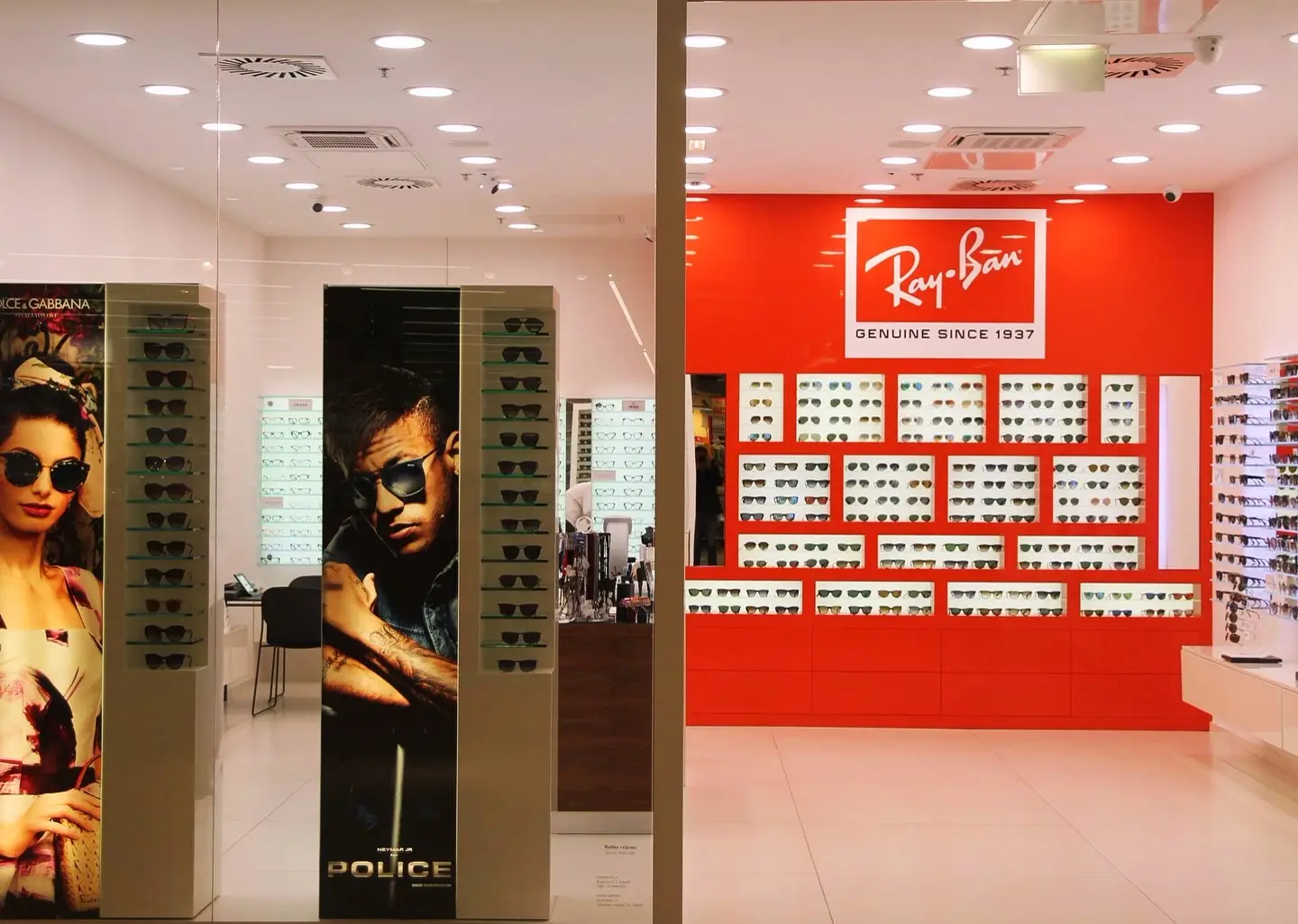 Optika Optotim, fotografija 2